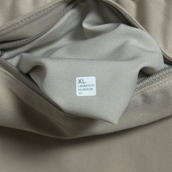 Lululemon Joggers - Picture 4 of 6